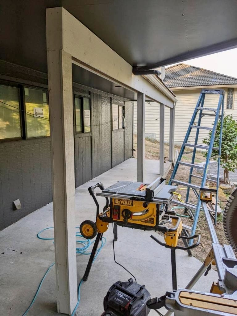 Dry rot and exterior trim repair on a Seattle-area home (photo 11 of 50)