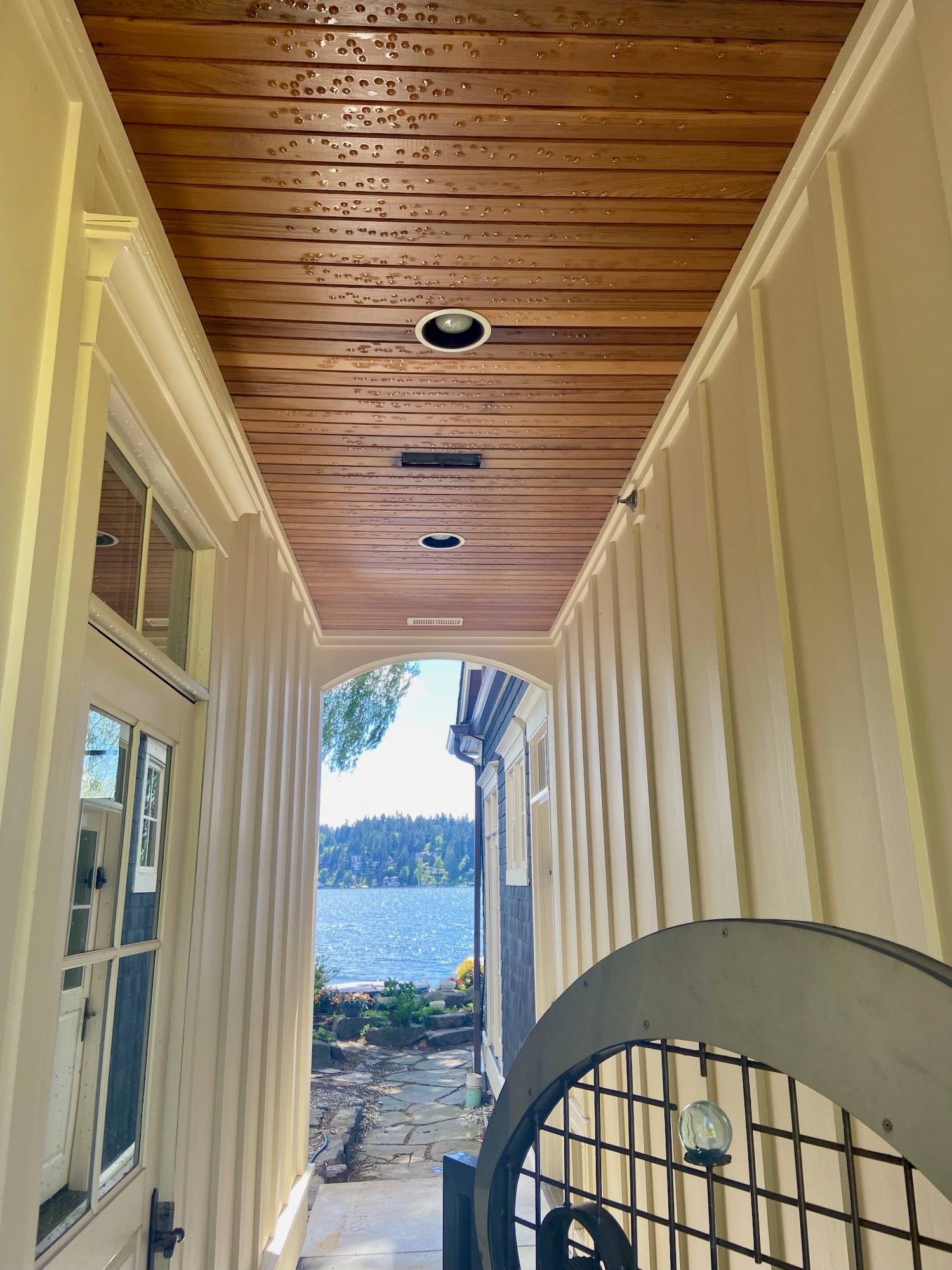 Dry rot and exterior trim repair on a Seattle-area home (photo 19 of 50)